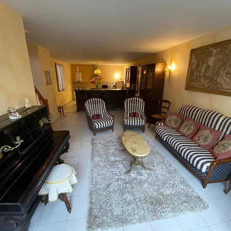 L'ancienne Epicerie Дом отдыха Canals